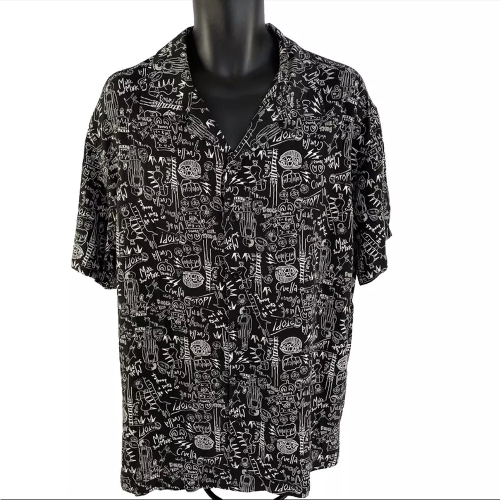 Disney Our Universe Button‎ Up Shirt Sz L Cruella Icon NWOT Rayon Mens